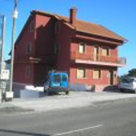 Spacious With Ocean Views In 70 Sqm Parking Apartment A Guarda